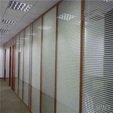 洛川83双玻隔断